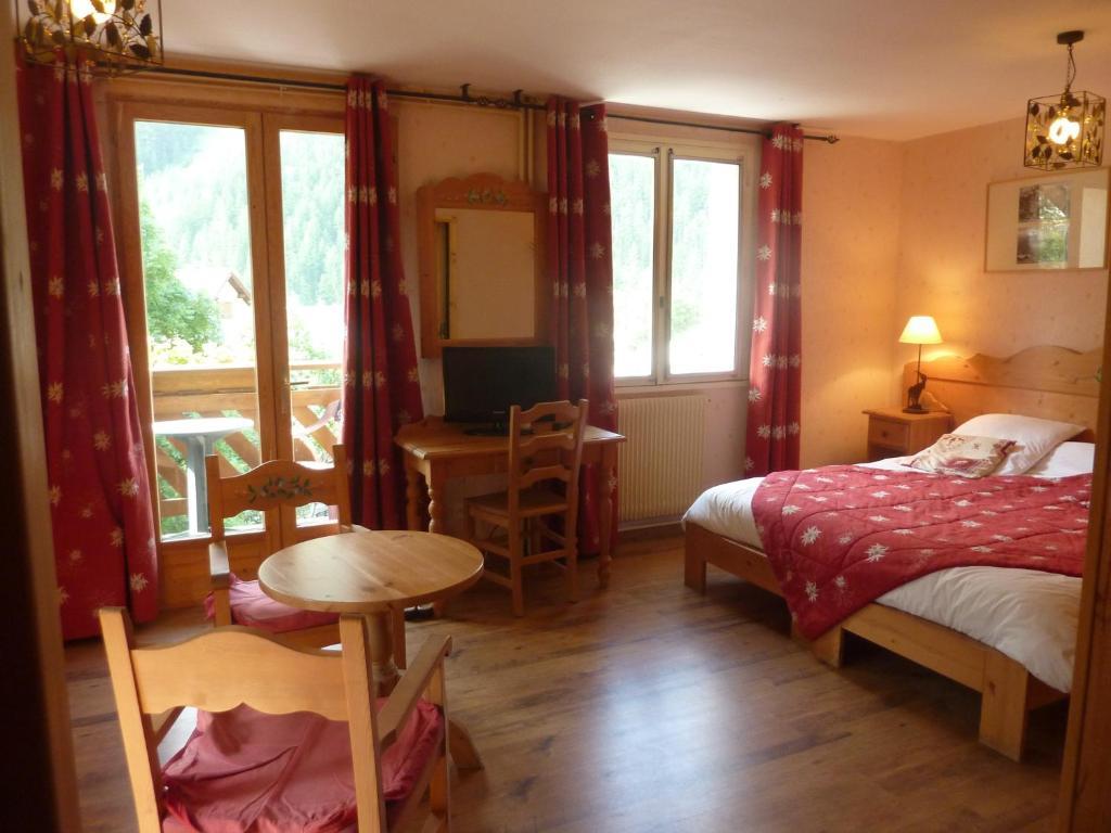 Hotel Les Agneaux Villar-dʼArène Habitación foto